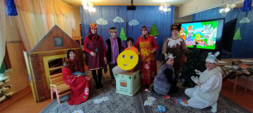 Театрализованное представление "Колобок" Театрализованное представление "Колобок".